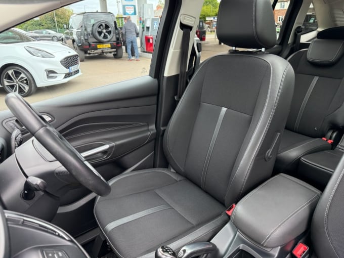 2025 Ford Grand C-max