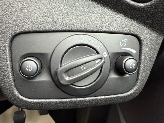 2025 Ford Grand C-max