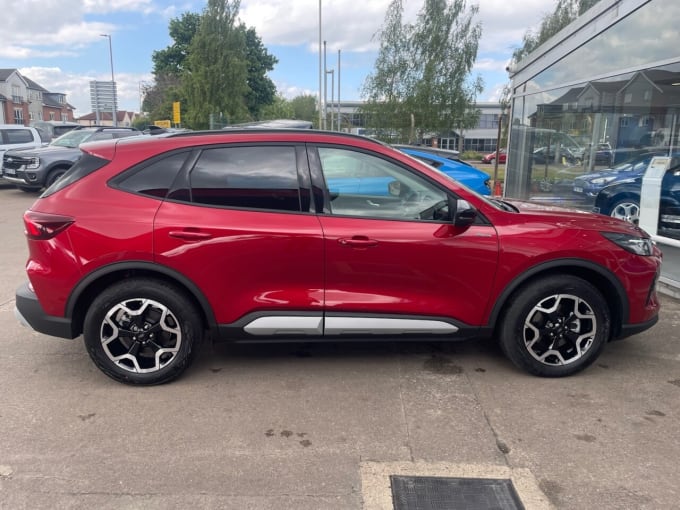 2025 Ford Kuga