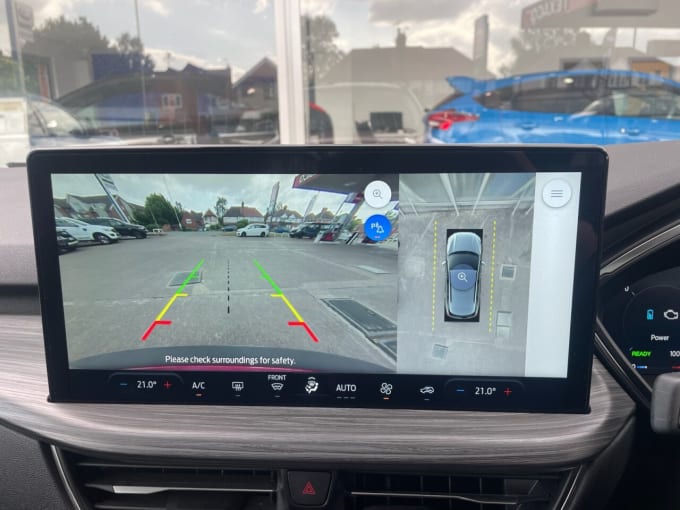 2025 Ford Kuga