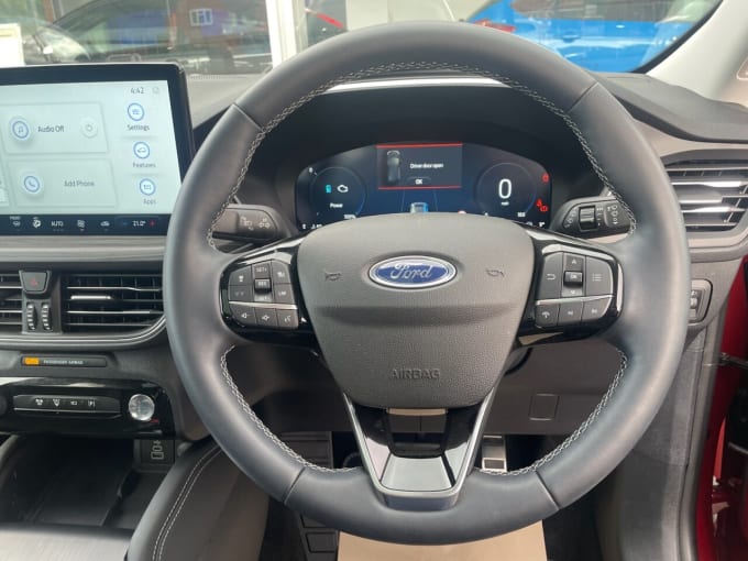 2025 Ford Kuga