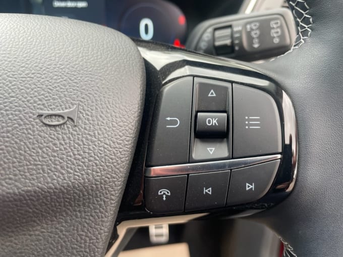 2025 Ford Kuga