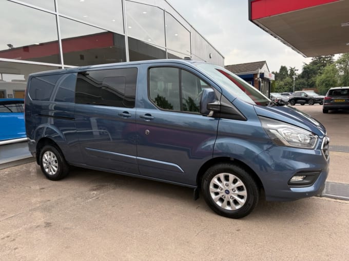 2025 Ford Transit Custom