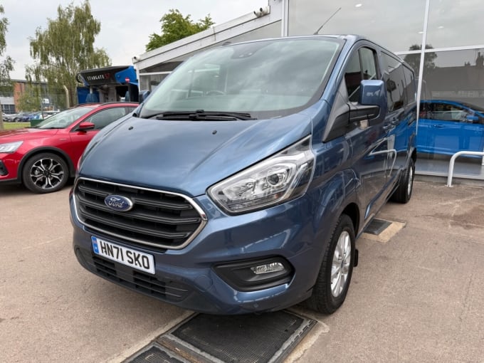 2025 Ford Transit Custom