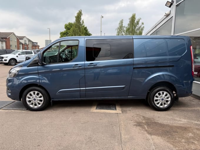 2025 Ford Transit Custom