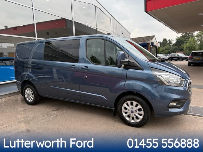 2025 Ford Transit Custom