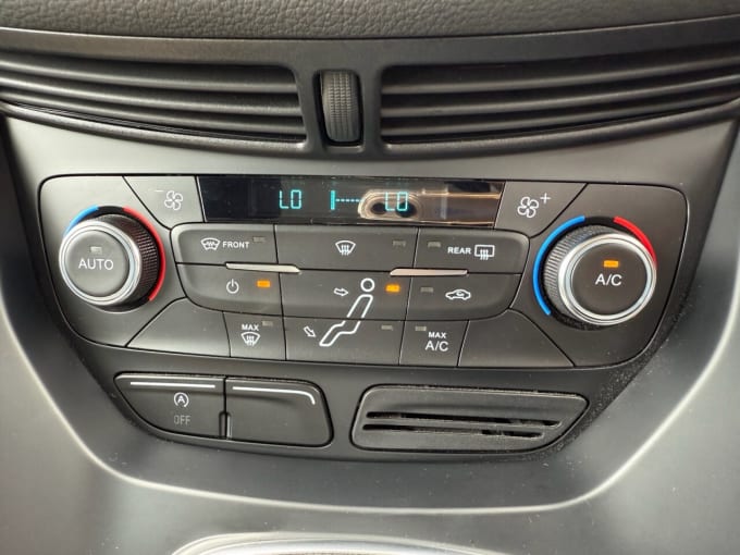 2025 Ford C-max