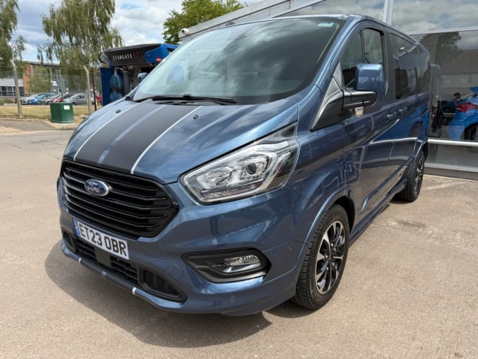2025 Ford Tourneo Custom