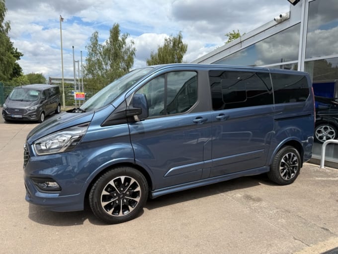 2025 Ford Tourneo Custom
