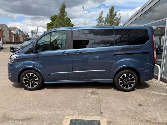 2025 Ford Tourneo Custom