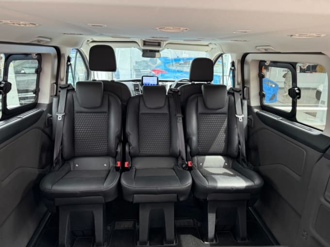 2025 Ford Tourneo Custom