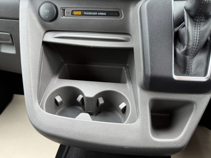 2025 Ford Tourneo Custom
