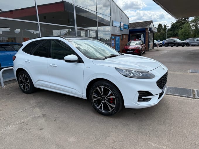 2025 Ford Kuga