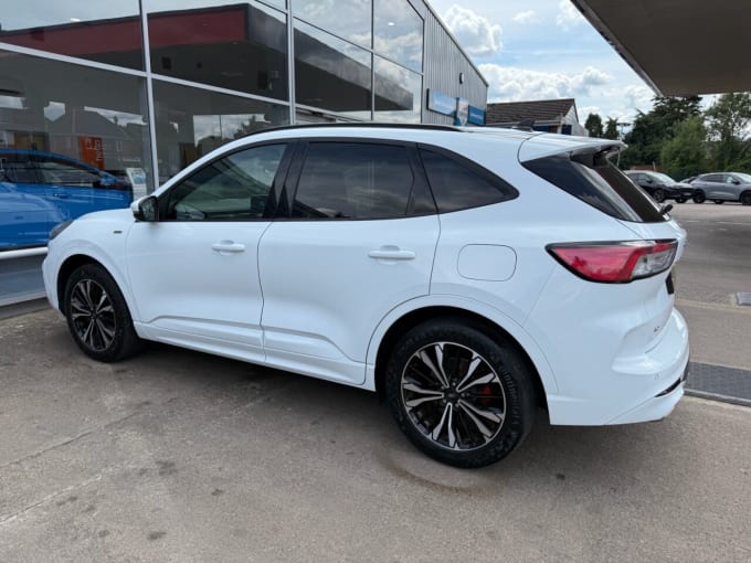 2025 Ford Kuga