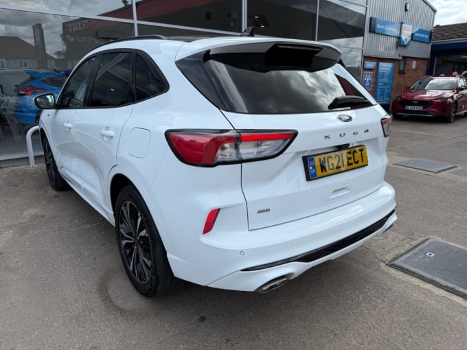 2025 Ford Kuga