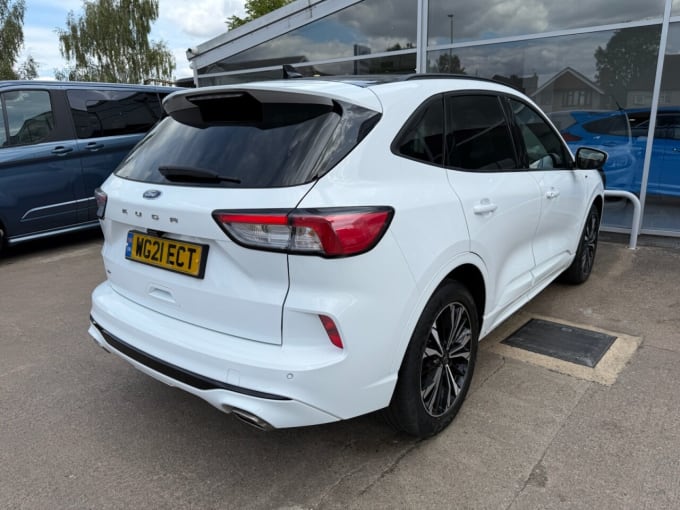 2025 Ford Kuga