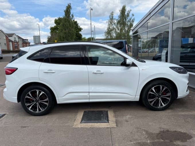 2025 Ford Kuga