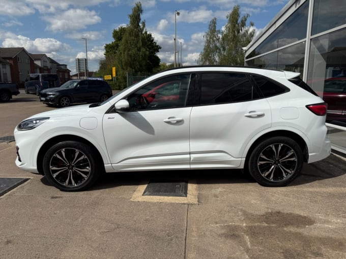 2025 Ford Kuga