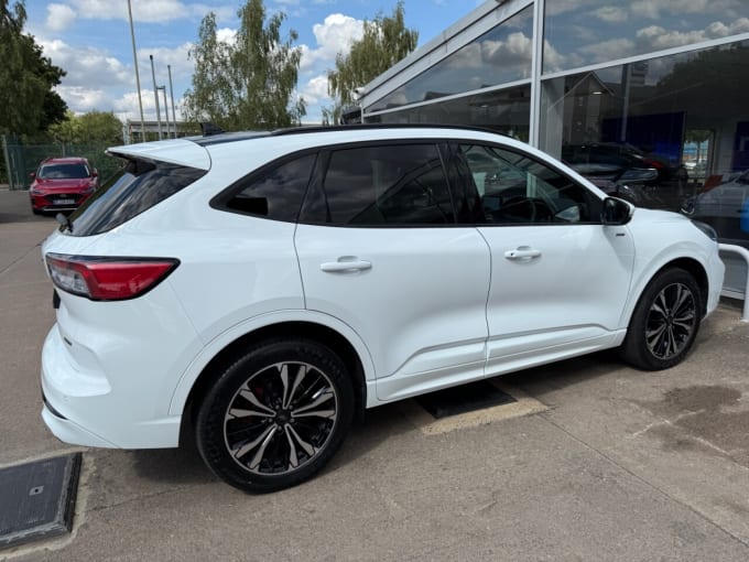 2025 Ford Kuga