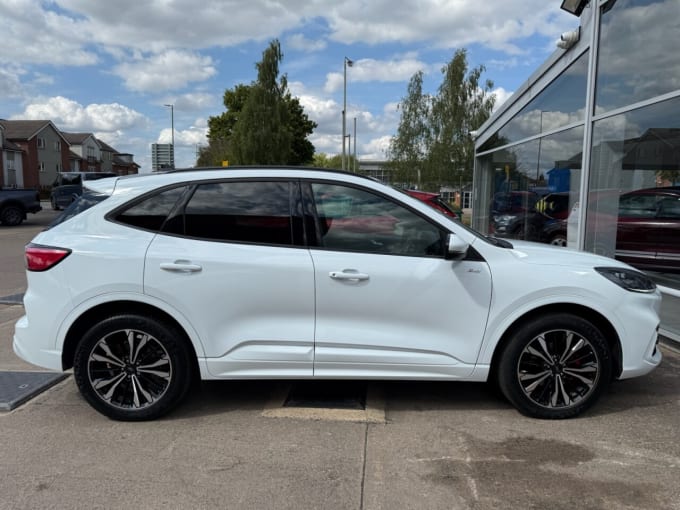 2025 Ford Kuga