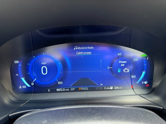 2025 Ford Kuga