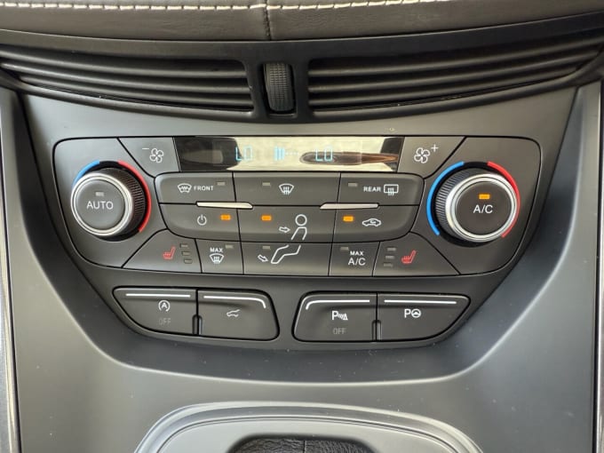 2025 Ford Kuga