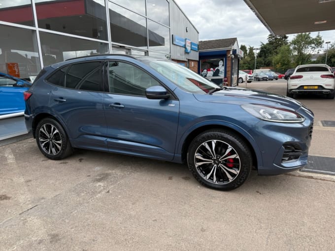 2025 Ford Kuga