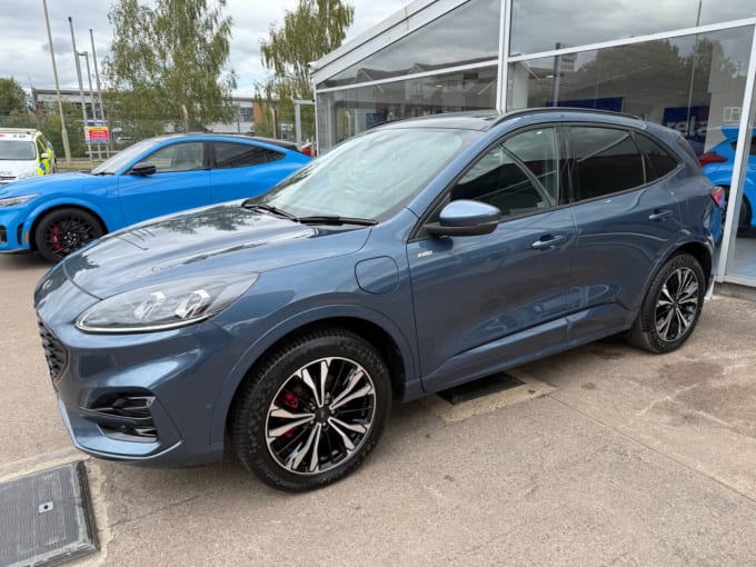 2025 Ford Kuga