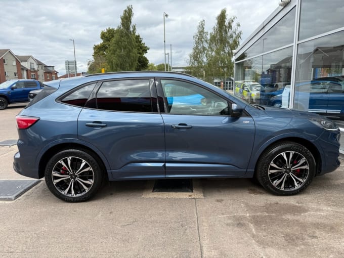 2025 Ford Kuga