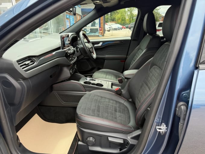 2025 Ford Kuga