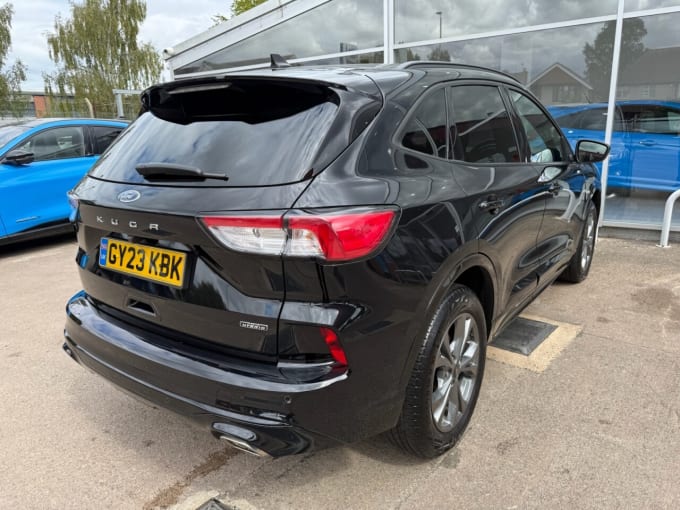 2025 Ford Kuga