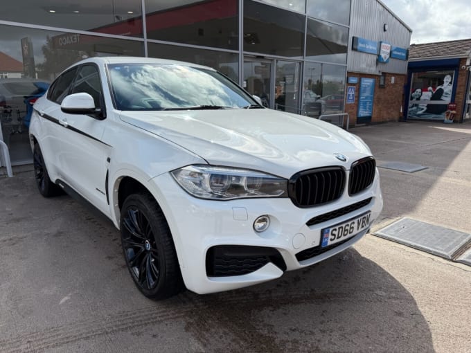 2025 BMW X6