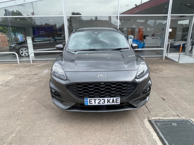 2025 Ford Kuga
