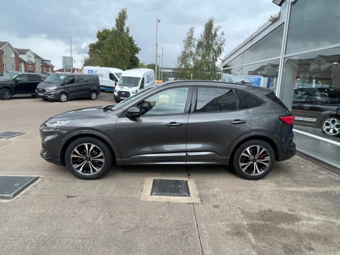 2025 Ford Kuga