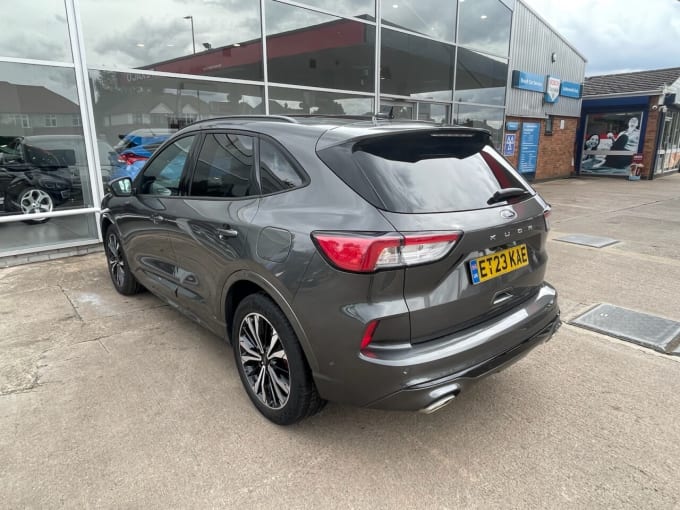 2025 Ford Kuga