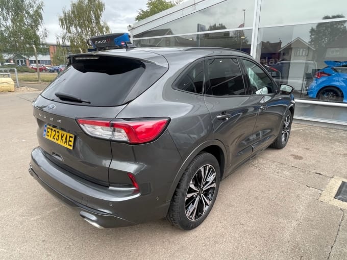 2025 Ford Kuga