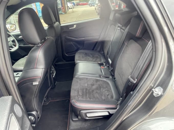 2025 Ford Kuga