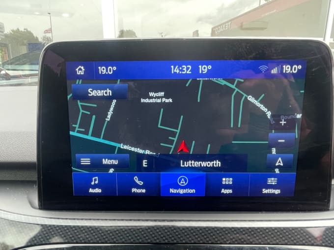 2025 Ford Kuga