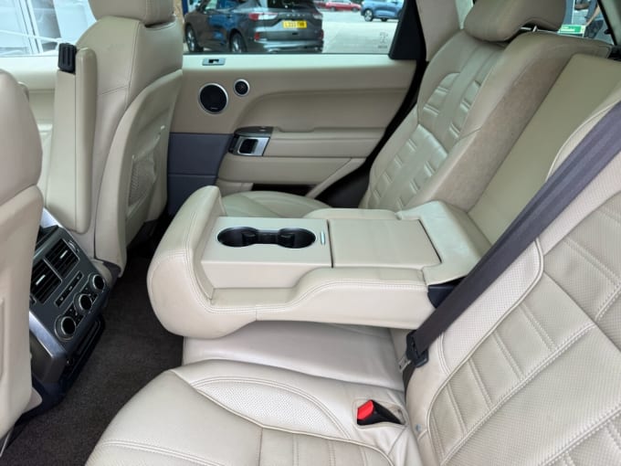 2025 Land Rover Range Rover Sport