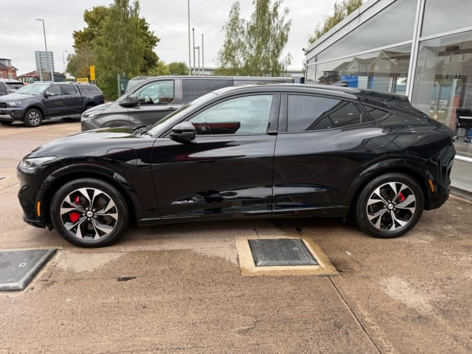 2025 Ford Mustang Mach-e