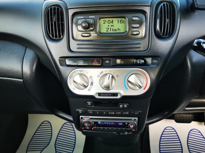 2003 Toyota Yaris Verso