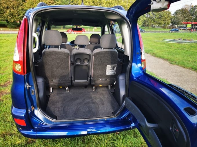 2003 Toyota Yaris Verso