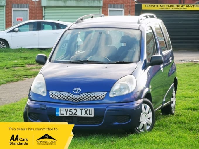 2003 Toyota Yaris Verso