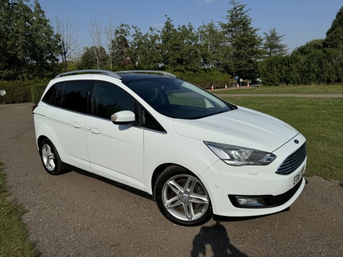 2024 Ford Grand C-max