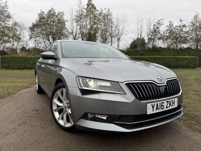 2025 Skoda Superb