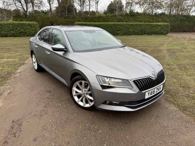 2025 Skoda Superb