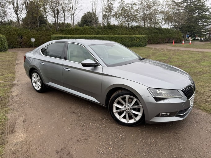 2025 Skoda Superb