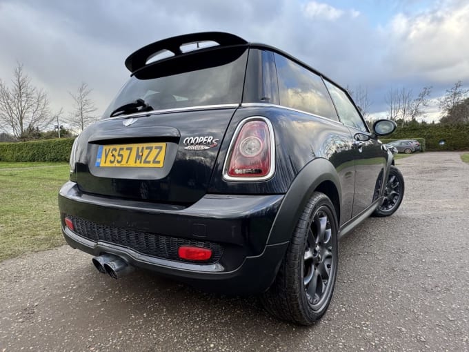 2025 Mini Hatch