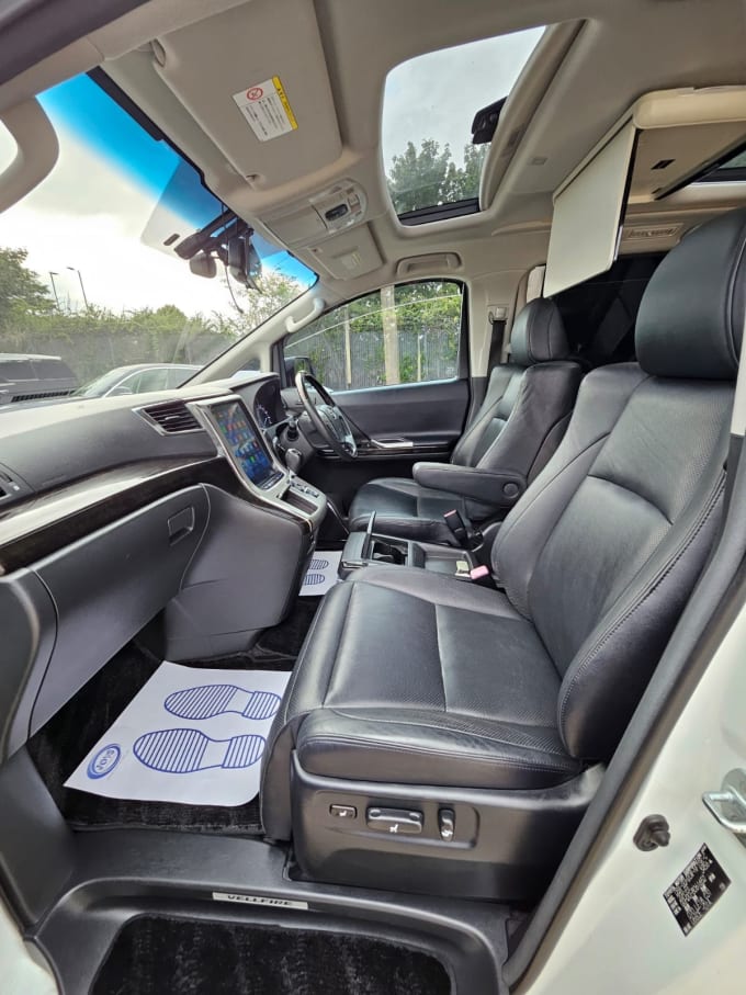 2025 Toyota Vellfire