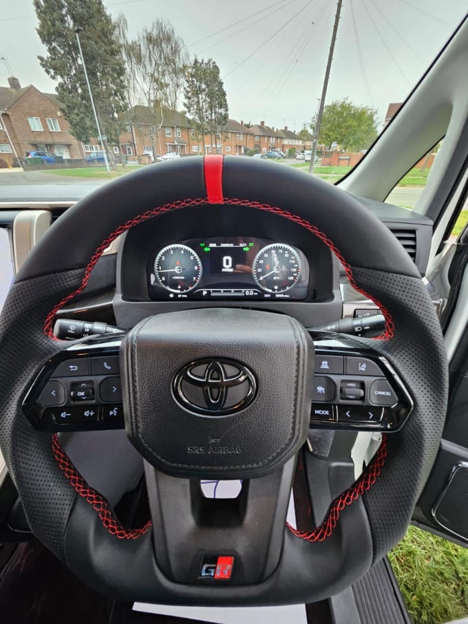 2014 Toyota Vellfire